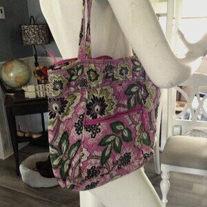 Vera Bradley Pink and Green floral Diaper bag/shoulder bag.  Floral, Momhoodchic